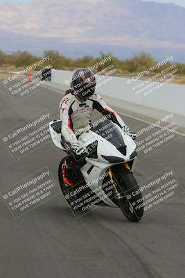 media/Mar-20-2023-Moto Forza (Mon) [[d0bbc59e78]]/Around the Pits/
